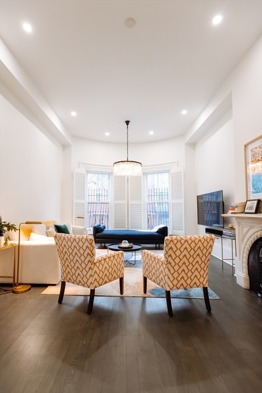 19 Worcester Street, Unit 1 Boston, MA 02118 - Photo 1 of 27