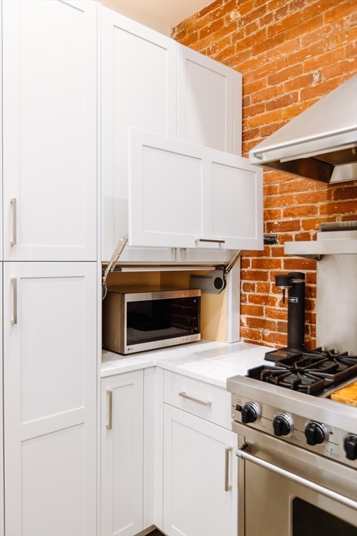 19 Worcester Street, Unit 1 Boston, MA 02118 - Photo 13 of 27