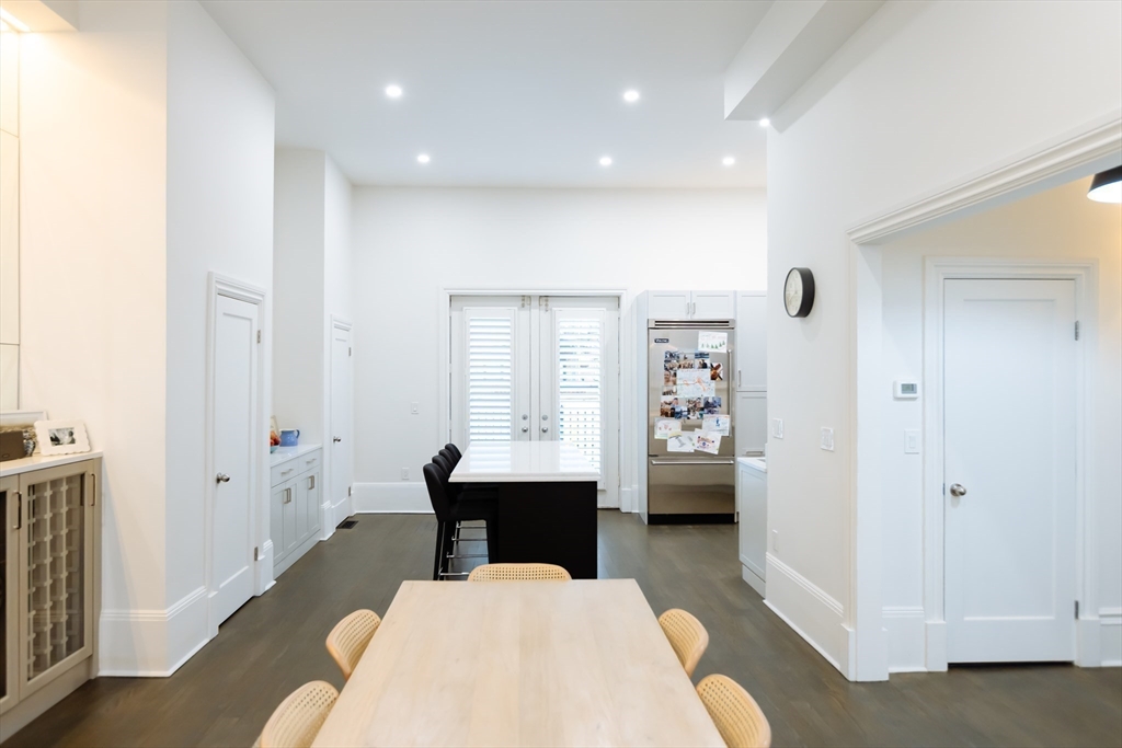 19 Worcester Street, Unit 1 Boston, MA 02118 - Photo 15 of 27