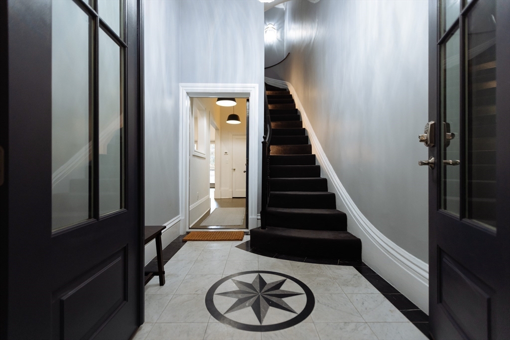 19 Worcester Street, Unit 1 Boston, MA 02118 - Photo 4 of 27