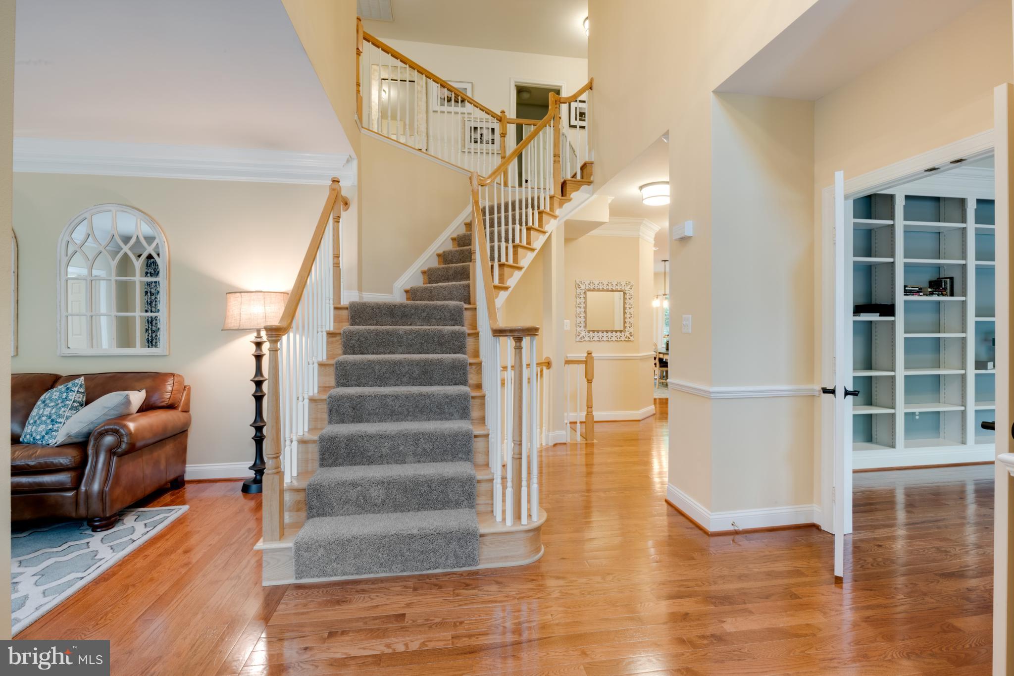 11 Watkins Row Edgewater, MD 21037 - Photo 17 of 30 Two story foyer