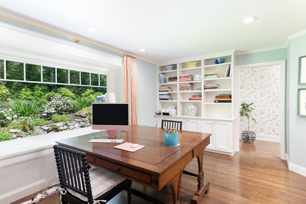 130 Hickory Road Weston, MA 02493 - Photo 17 of 42