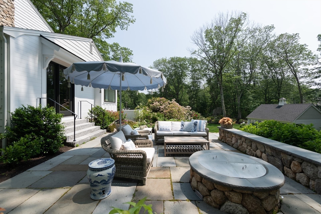 130 Hickory Road Weston, MA 02493 - Photo 37 of 42