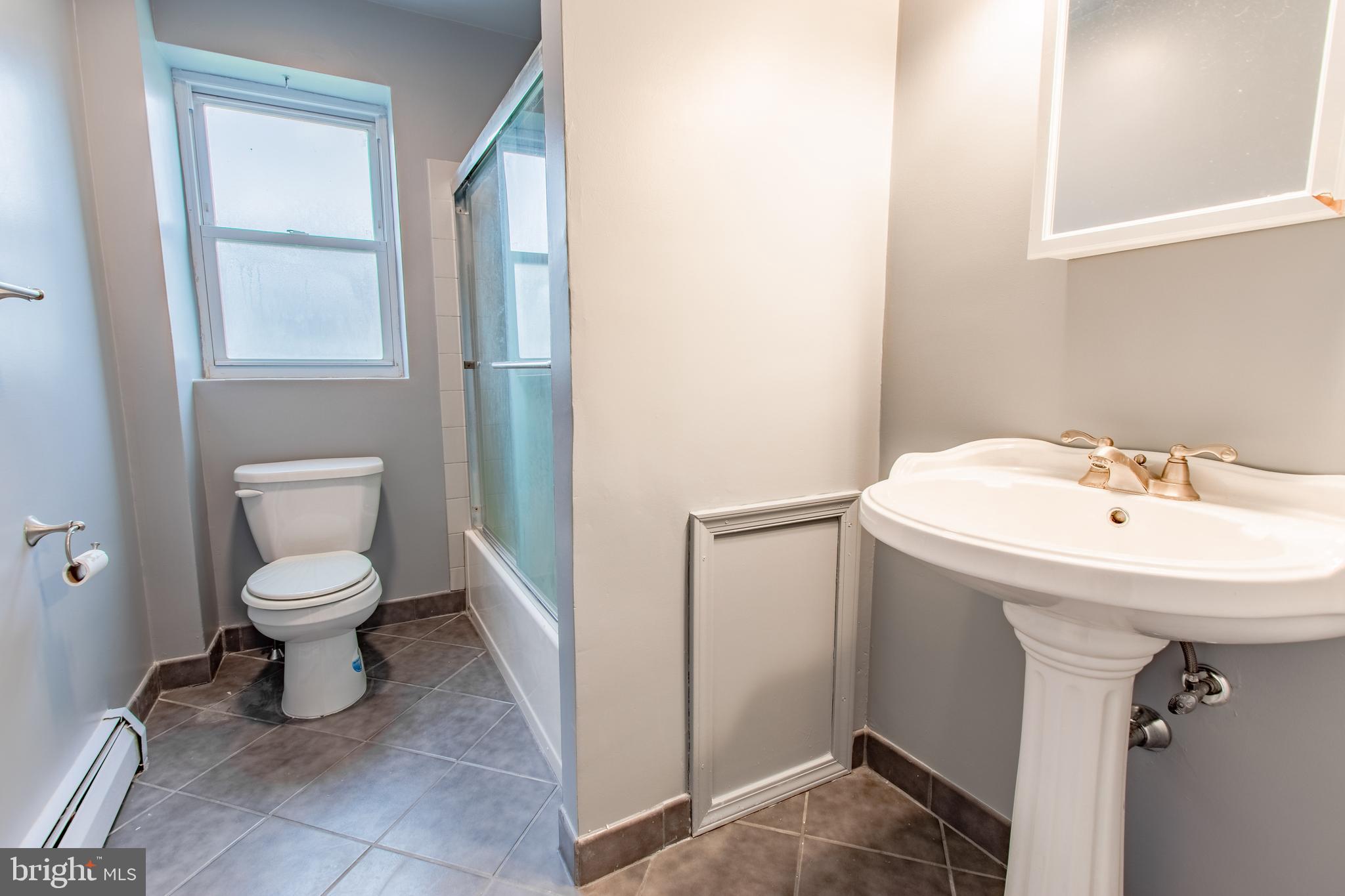 48 Llanfair Road, Unit 5 Ardmore, PA 19003 - Photo 18 of 18 Full Bath