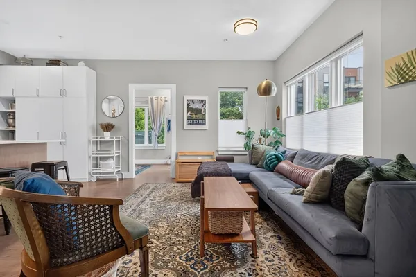 $559,000 | 10-12 Taft Hill Park, Unit 1, Boston, MA 02131
