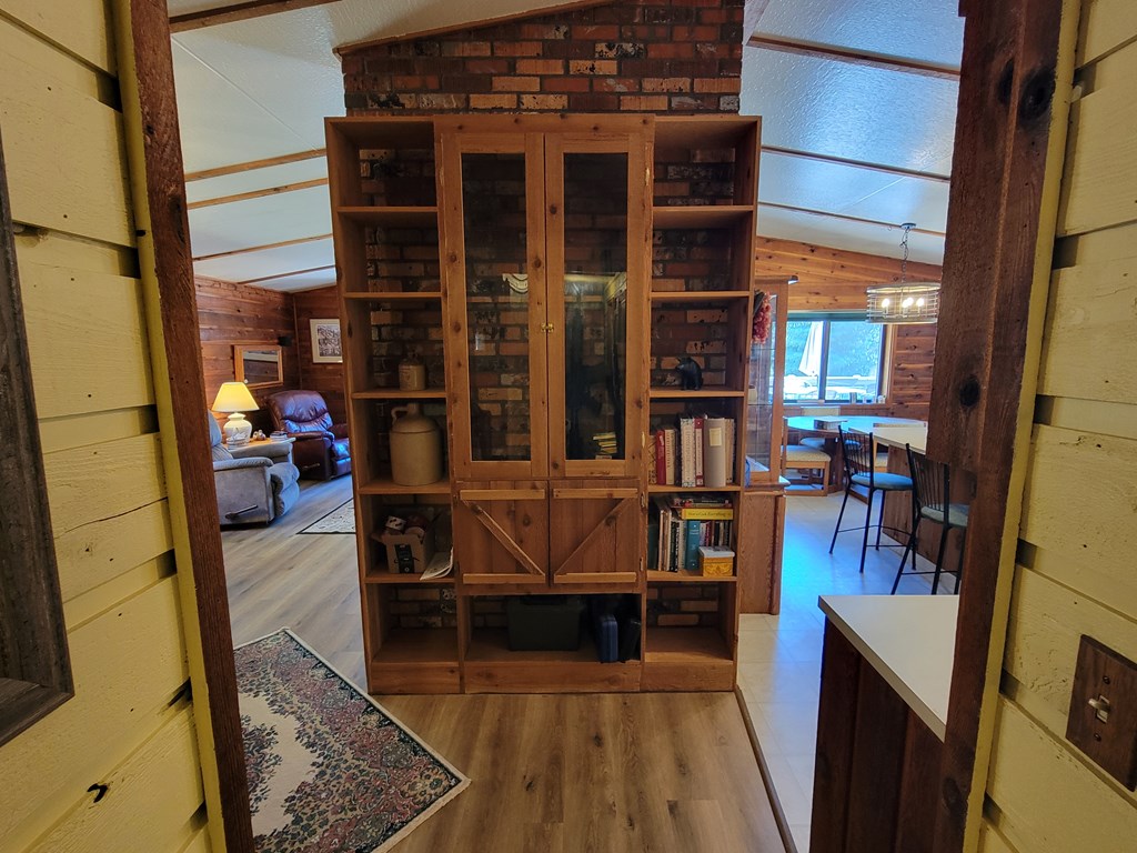 10525 Skunk Creek Road Cascade, ID 83611 - Photo 19 of 41 Storage