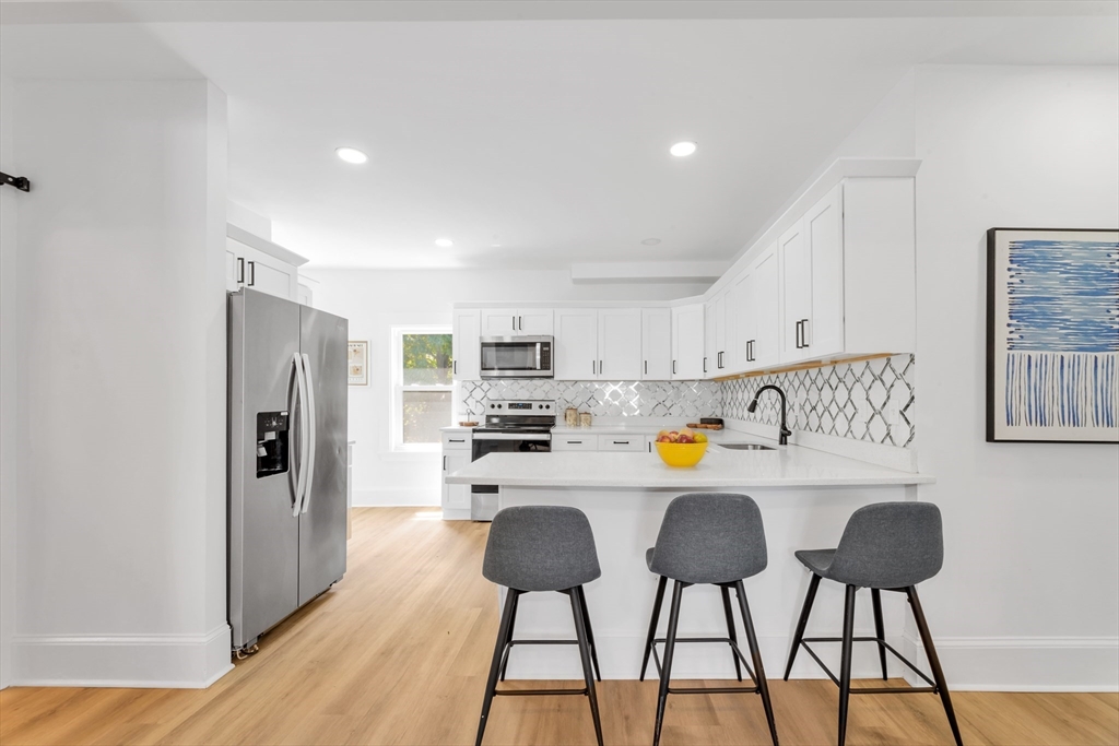 35 George Street, Unit 2 Boston, MA 02136 - Photo 4 of 20