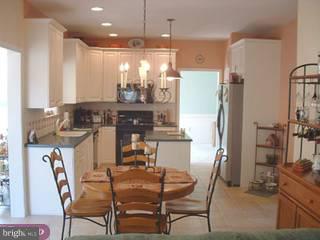 321 Aftons Circle Spring City, PA 19475 - Photo 2 of 6 Gallery Image 2