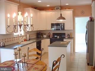 321 Aftons Circle Spring City, PA 19475 - Photo 3 of 6 Gallery Image 3