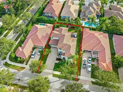 $1,200,000 | 114 Via Santa Cruz, Jupiter, FL 33458