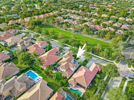 $1,200,000 | 114 Via Santa Cruz, Jupiter, FL 33458