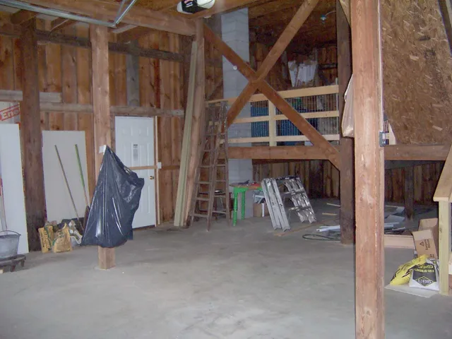 $2,600 | 501 Pleasant Street, Bristol, NH 03222