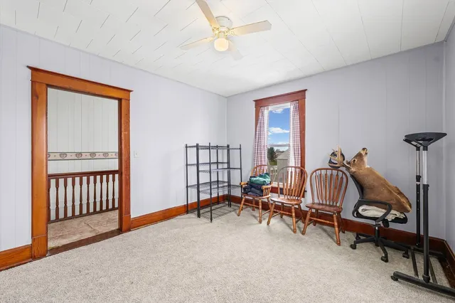 a view of empty room with window