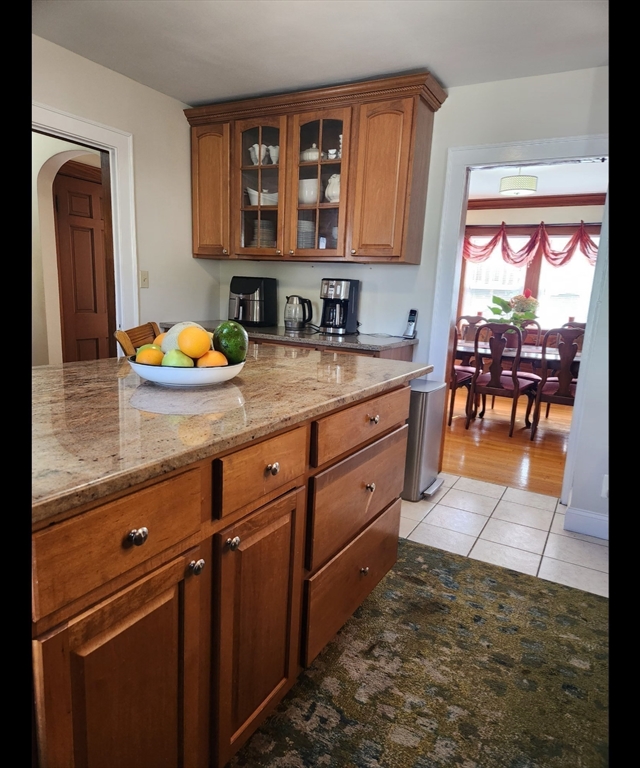 96 Brook Road Milton, MA 02186 - Photo 5 of 34