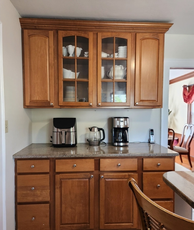 96 Brook Road Milton, MA 02186 - Photo 6 of 34