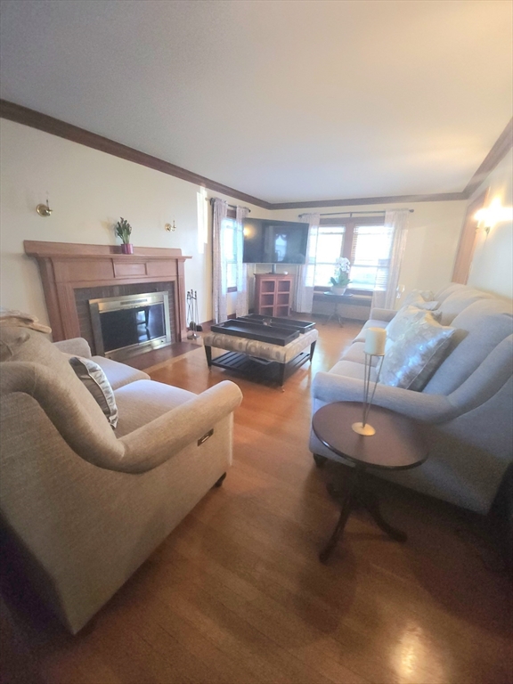 96 Brook Road Milton, MA 02186 - Photo 8 of 34