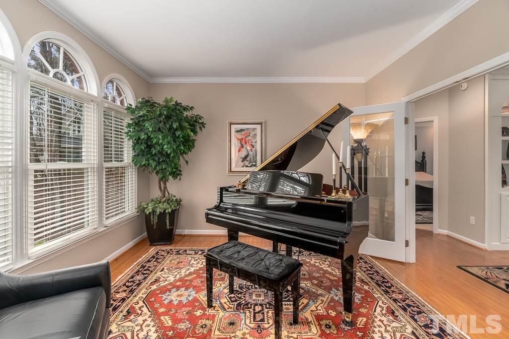 801 Bromley Way Raleigh, NC 27615 - Photo 7 of 30