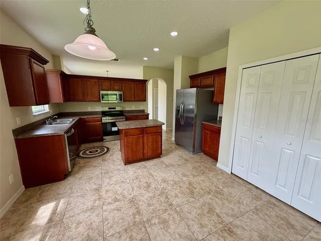 $355,000 | 3360 Creek Run Lane, Eustis, FL 32736