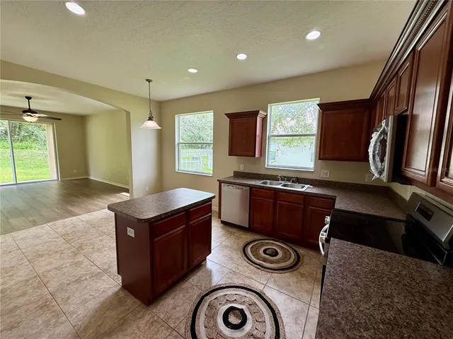 $355,000 | 3360 Creek Run Lane, Eustis, FL 32736