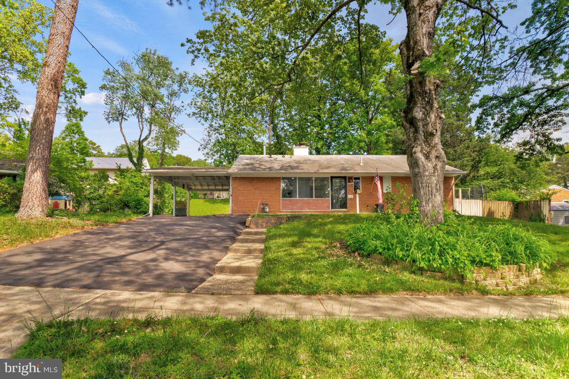 6323 Howe Place Springfield, VA 22150 - Photo 27 of 38 Gallery Image 27