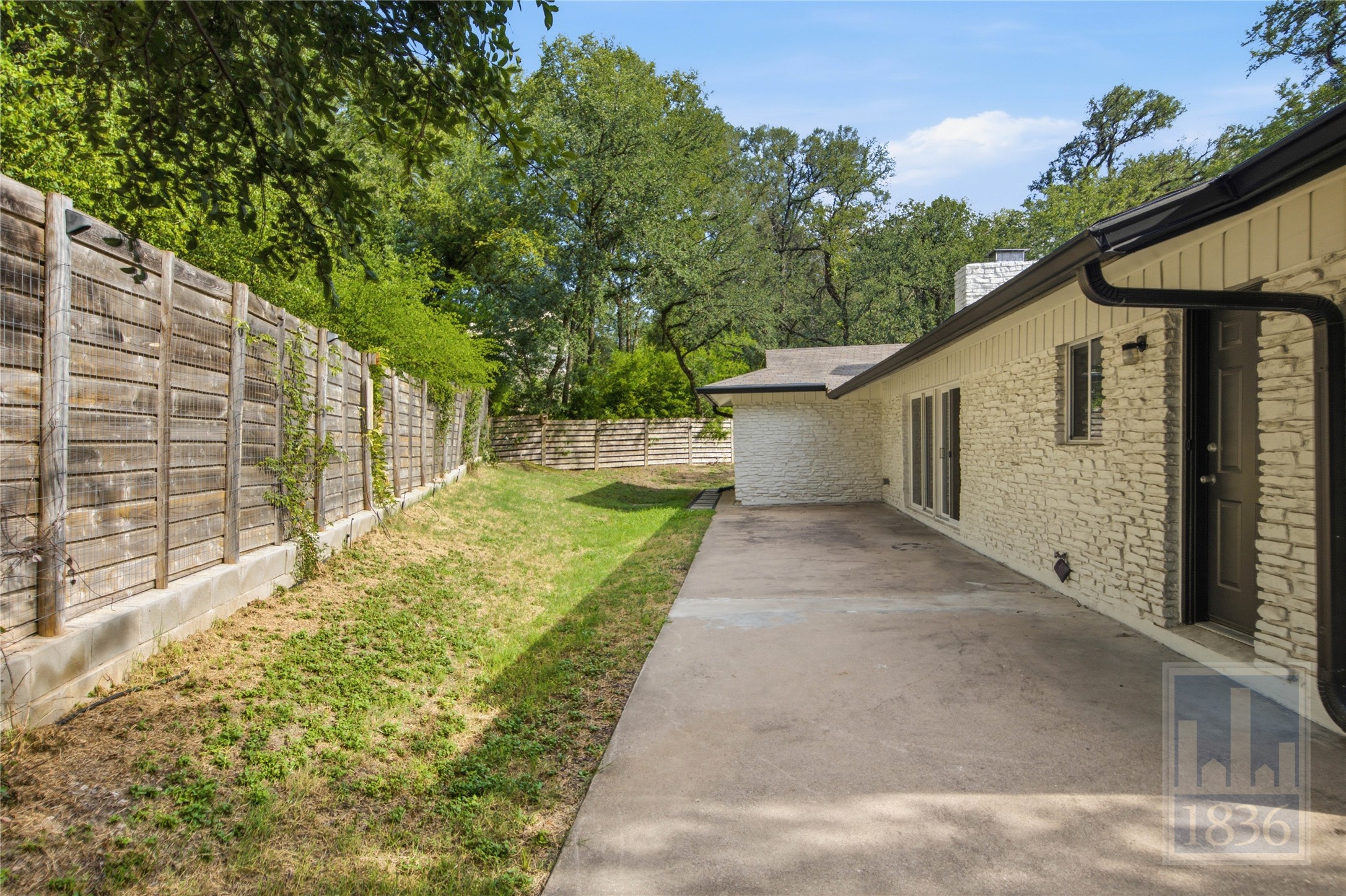 2703 Burleson Road Austin, TX 78741 - Photo 24 of 34
