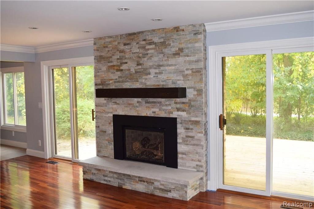 1916 Devonshire Road Bloomfield Hills, MI 48302 - Photo 13 of 31