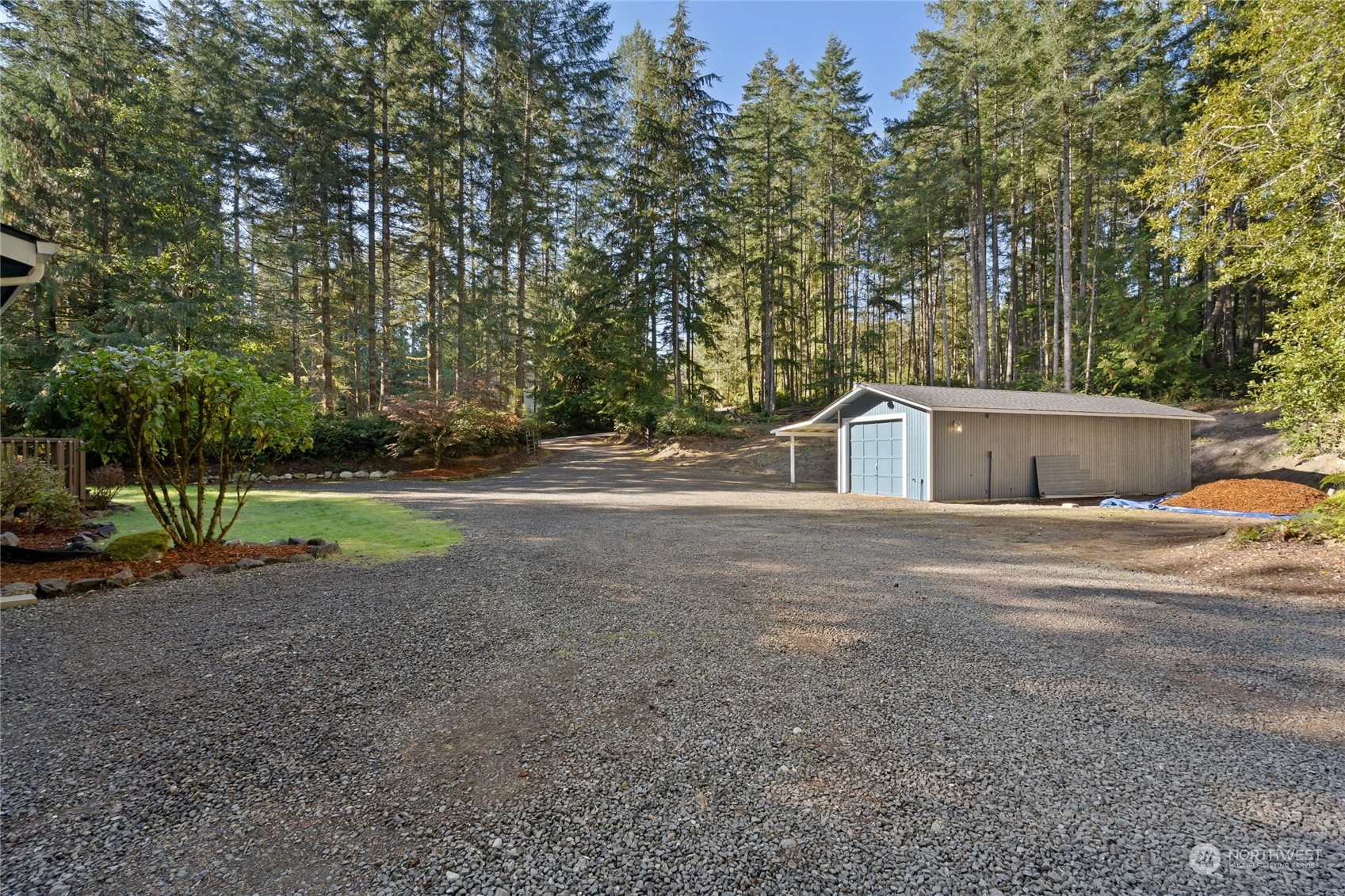 565 Southwest Dogwood Road Port Orchard, WA 98367 - Photo 33 of 38 Gallery Image 33