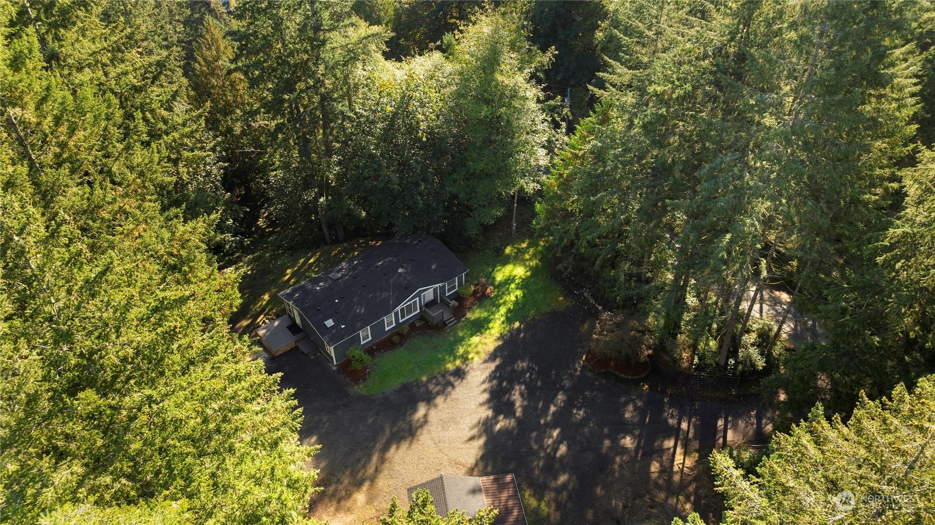 565 Southwest Dogwood Road Port Orchard, WA 98367 - Photo 37 of 38 Gallery Image 37
