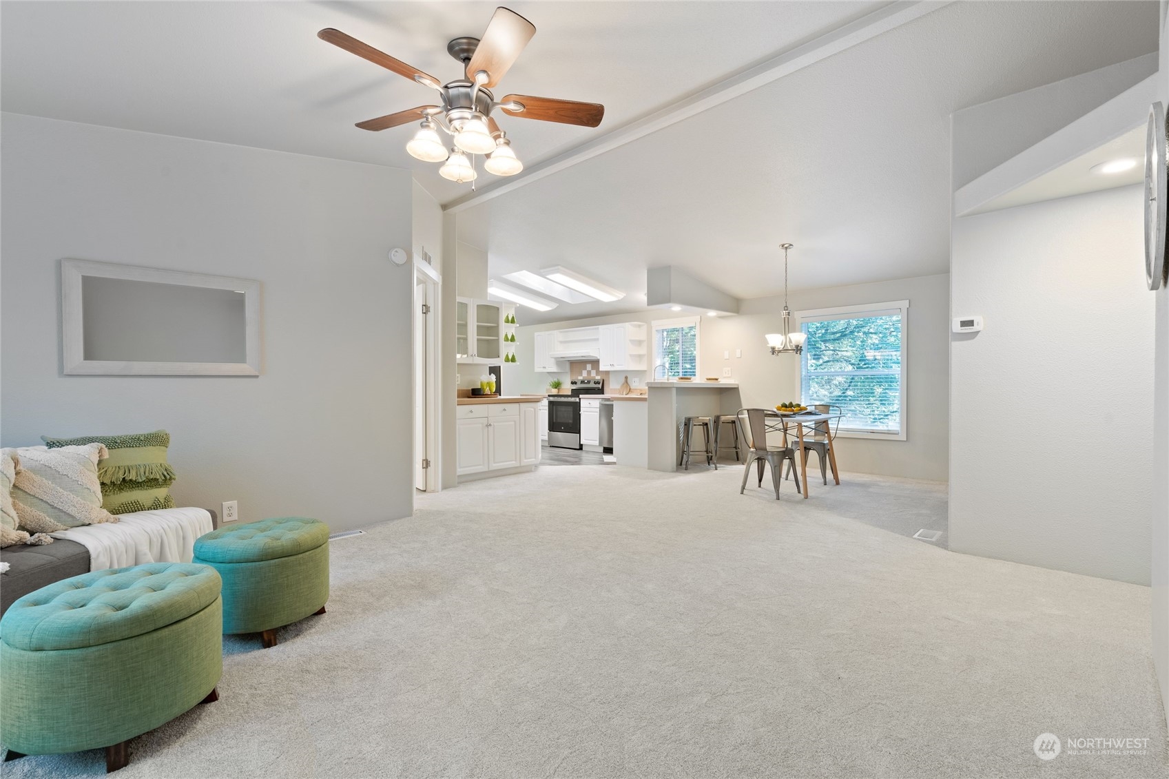 565 Southwest Dogwood Road Port Orchard, WA 98367 - Photo 4 of 38 Gallery Image 4