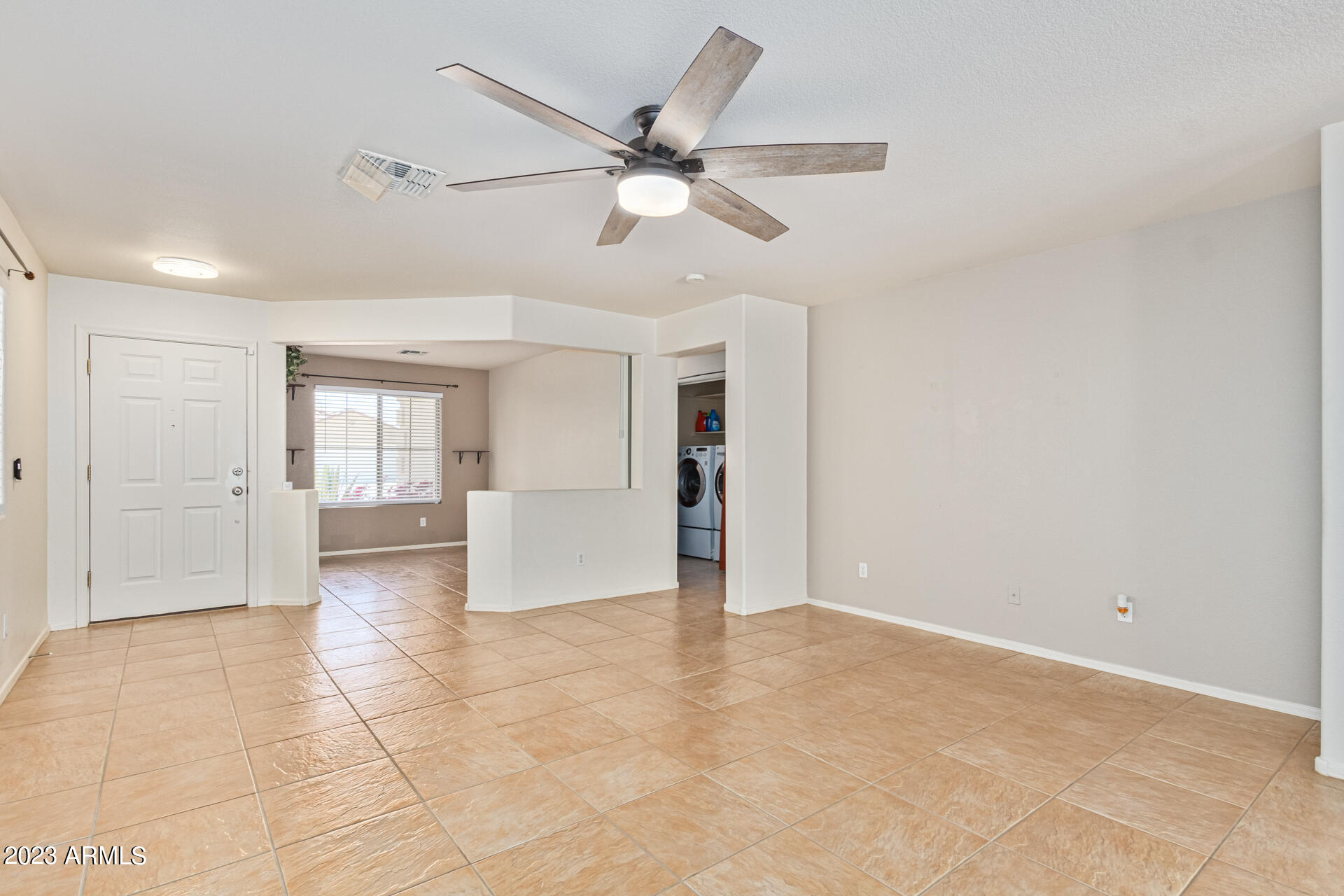 17564 West Calavar Road Surprise, AZ 85388 - Photo 4 of 31 0004-04 - Calavar