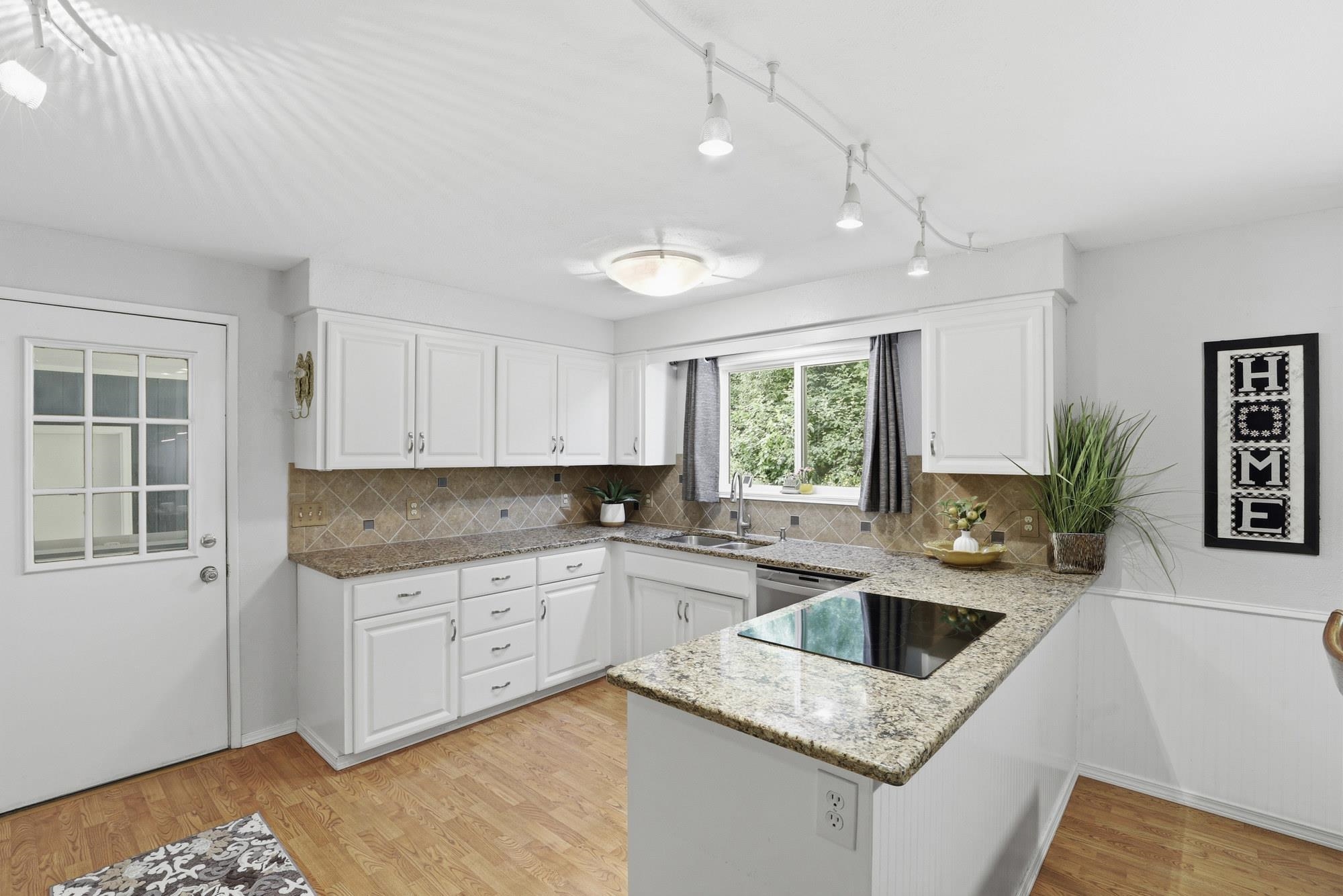 6414 East Chattaroy Road Chattaroy, WA 99003 - Photo 11 of 50 Gallery Image 11