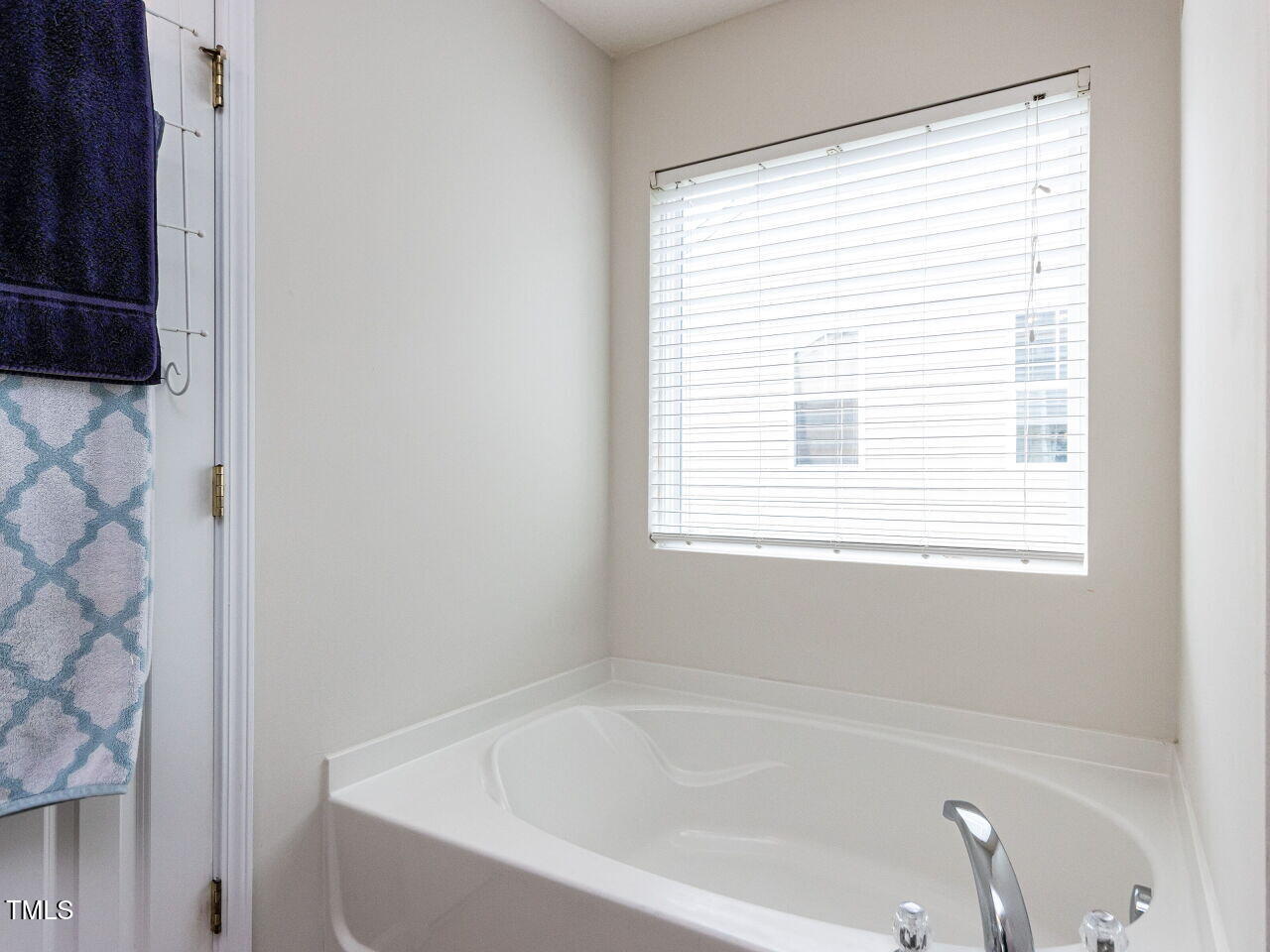 4234 Offshore Drive Raleigh, NC 27610 - Photo 20 of 31 021-1280x960-primary-bathroom