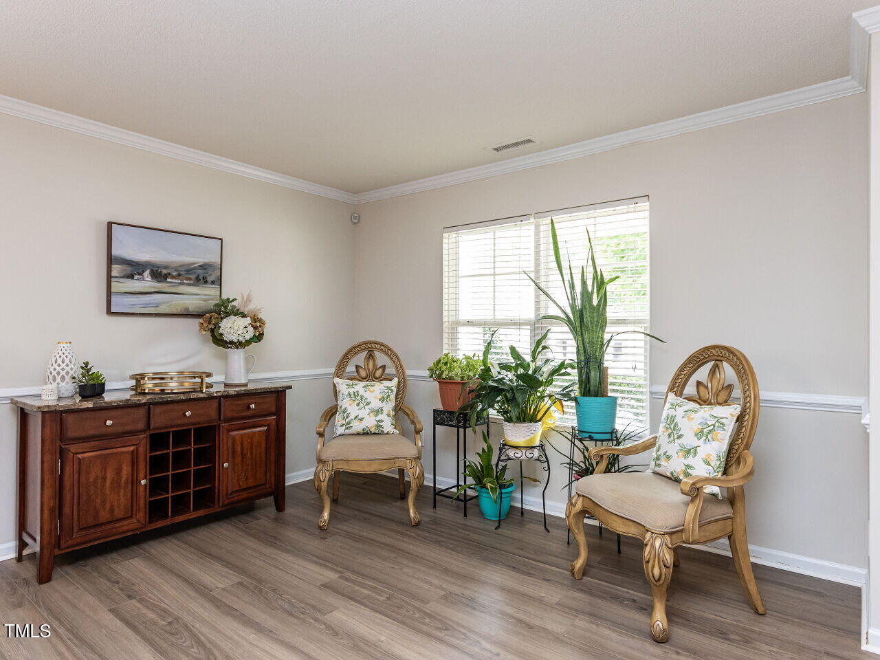 4234 Offshore Drive Raleigh, NC 27610 - Photo 4 of 31 005-1280x960-living-space