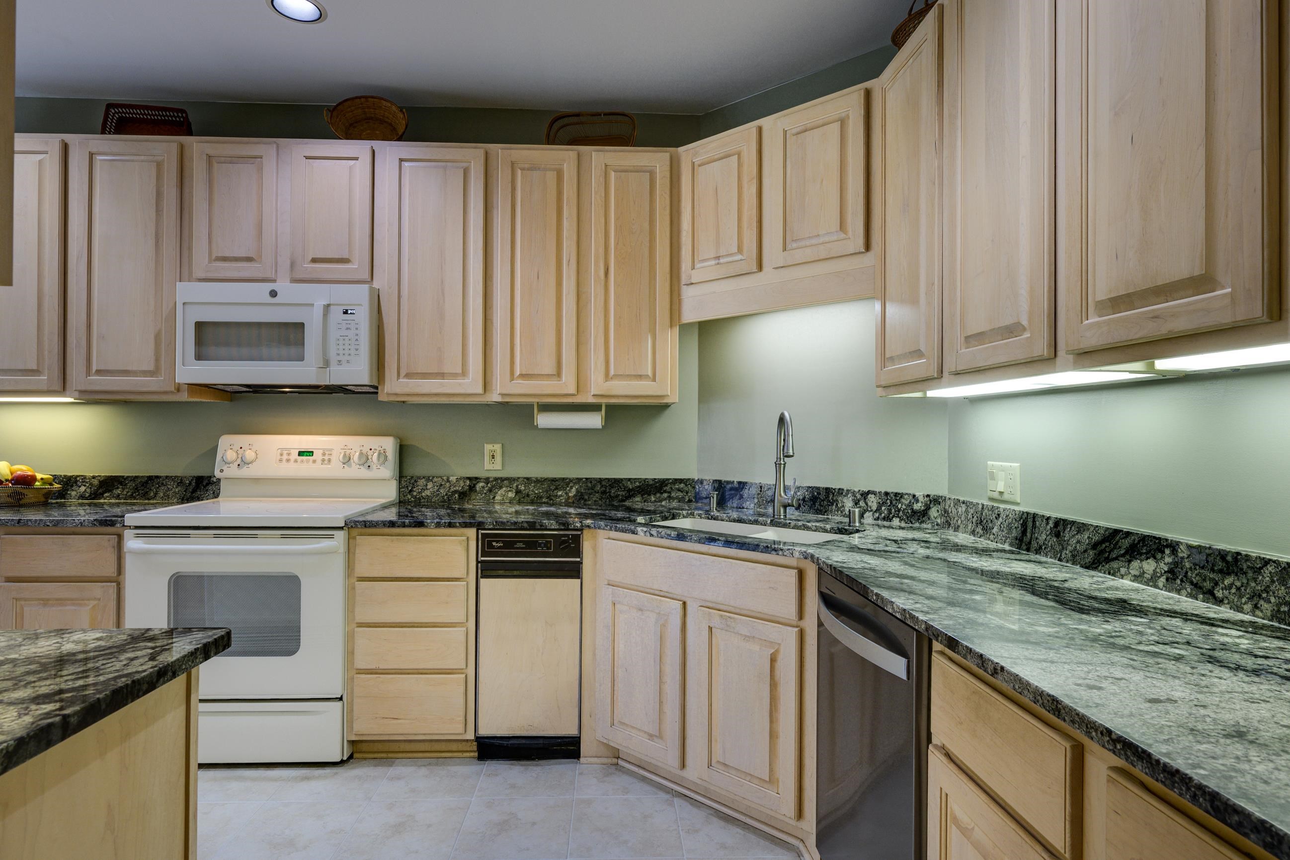 53 Golf Madison, WI 53704 - Photo 39 of 72