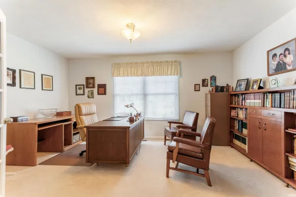 $475,000 | 10940 Ridgeview Drive, Evansville, IN 47712