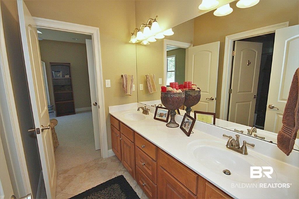 29991 Dolive Ridge Daphne, AL 36527 - Photo 25 of 50 Guest Bath