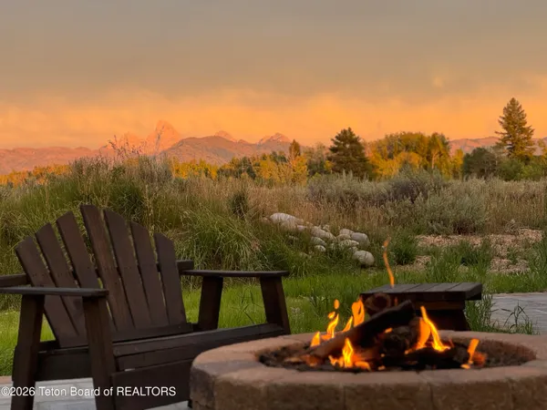 $3,295,000 | 850 West 10000th, Tetonia, ID 83452