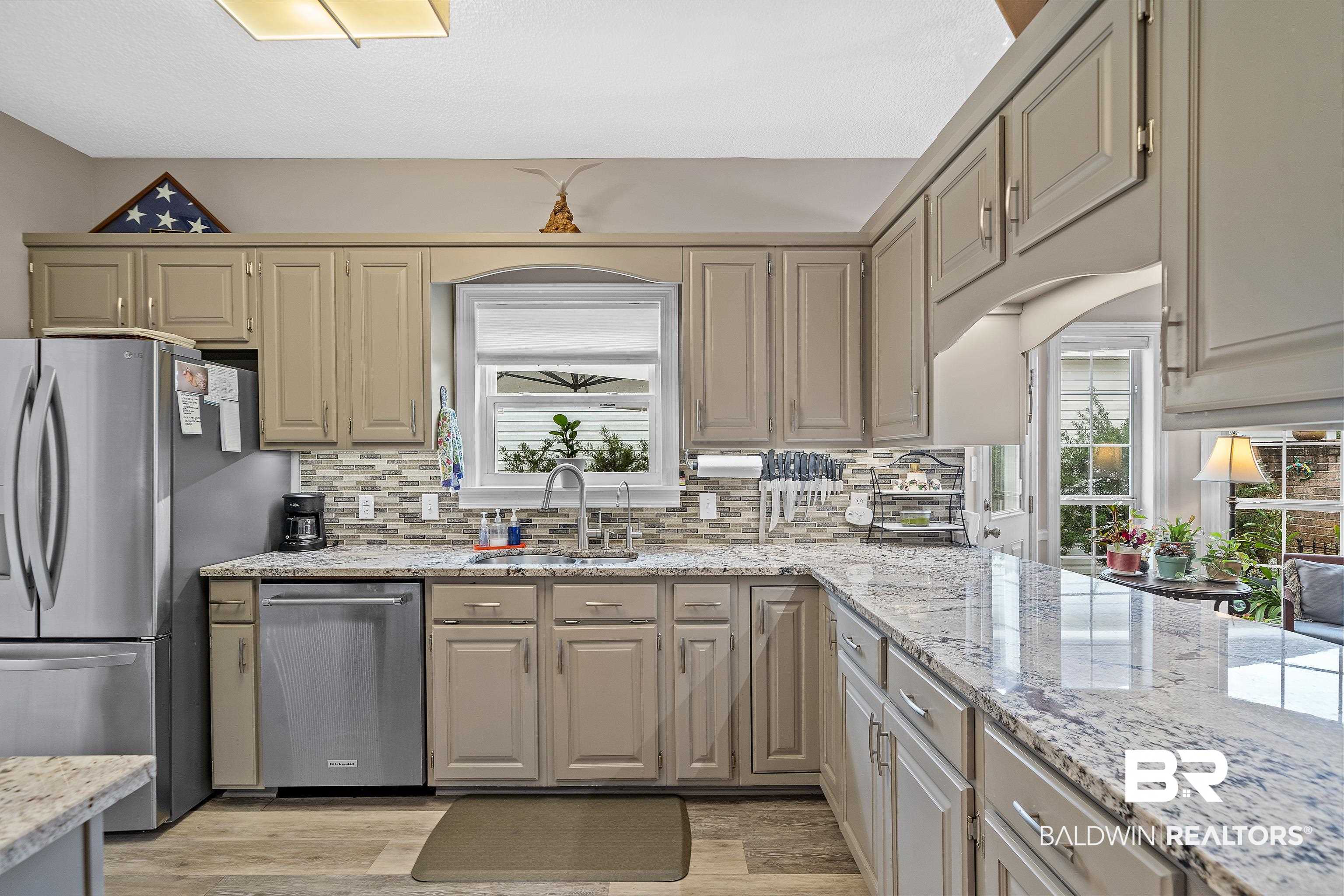 43 Cottage Drive Fairhope, AL 36532 - Photo 8 of 23 Updated Kitchen