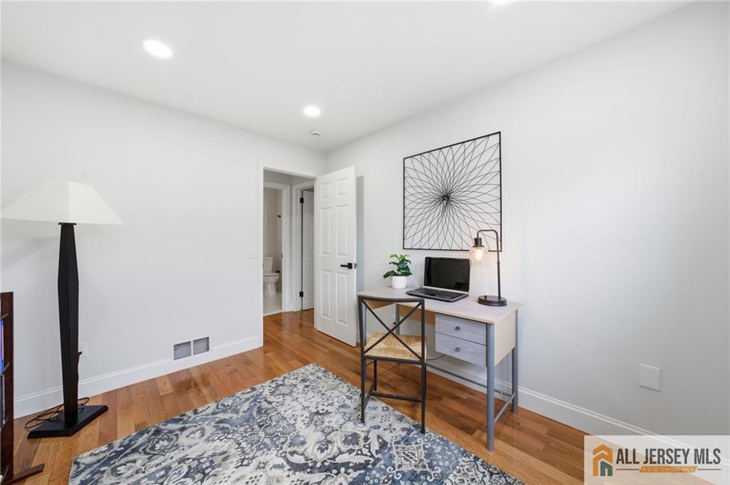 6 Wilton Avenue Middlesex, NJ 08846 - Photo 26 of 50 a view of workspace