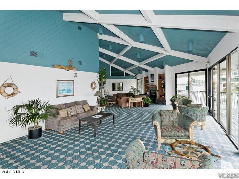 2901 Peninsula Road, Unit 237 Oxnard, CA 93035 - Photo 24 of 35 a living room with furniture