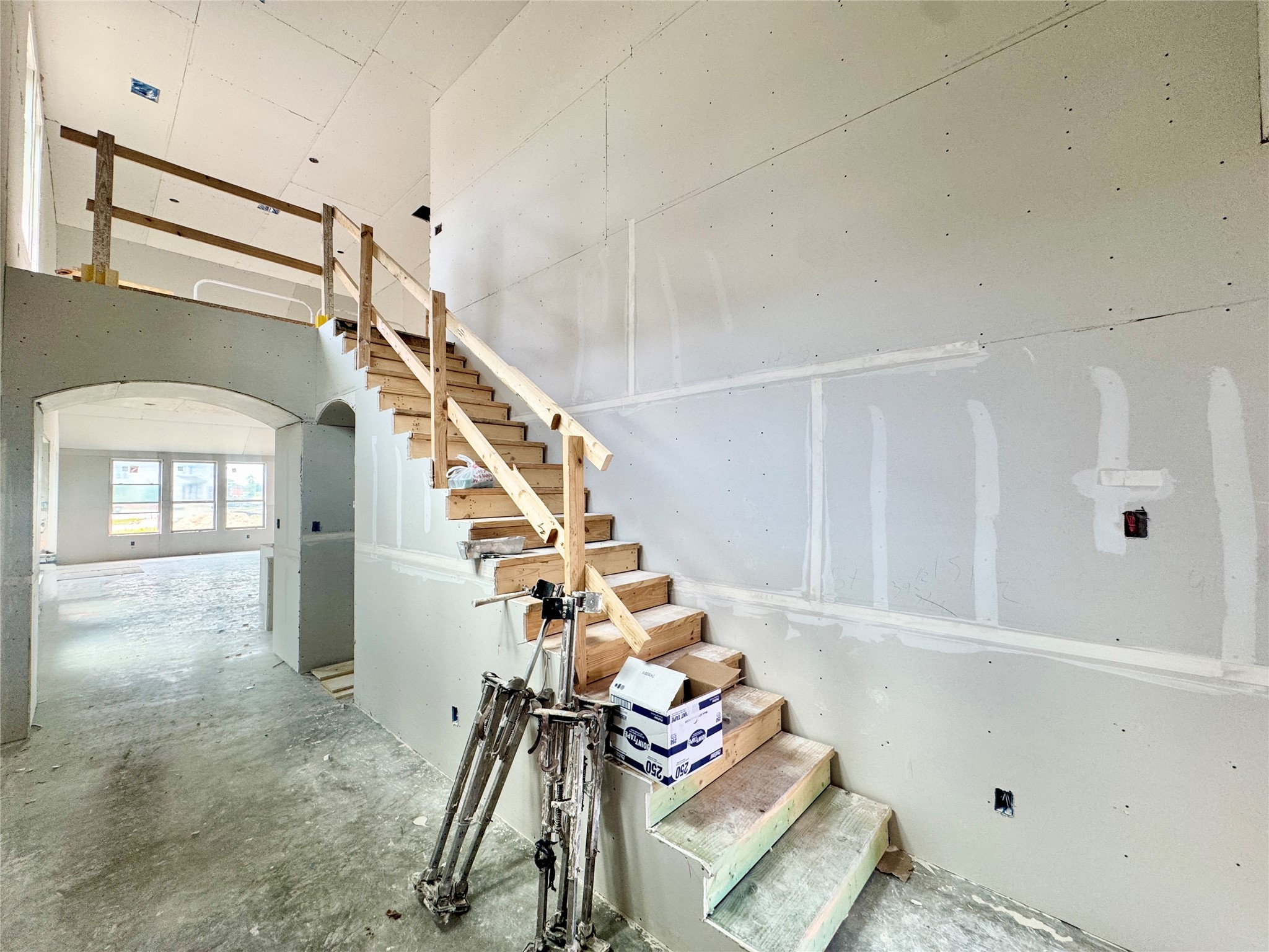 5310 Getty Lane Manvel, TX 77578 - Photo 5 of 37 a view of entryway and hall