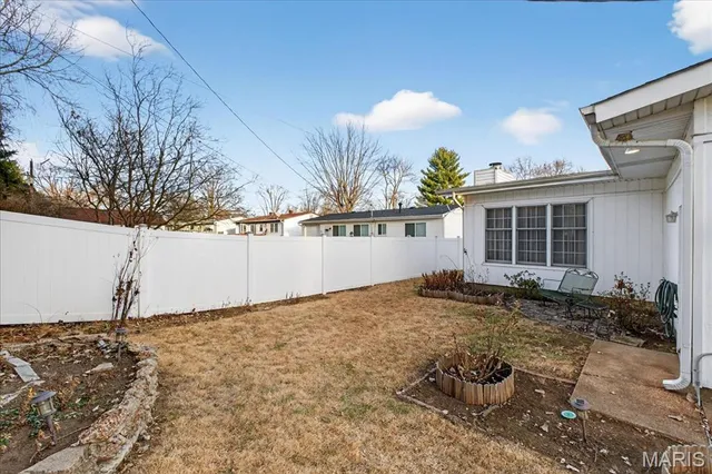 $239,900 | 1215 Kostka Lane, Florissant, MO 63031