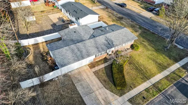 $239,900 | 1215 Kostka Lane, Florissant, MO 63031