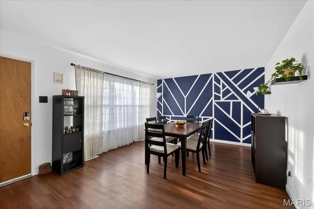 $239,900 | 1215 Kostka Lane, Florissant, MO 63031