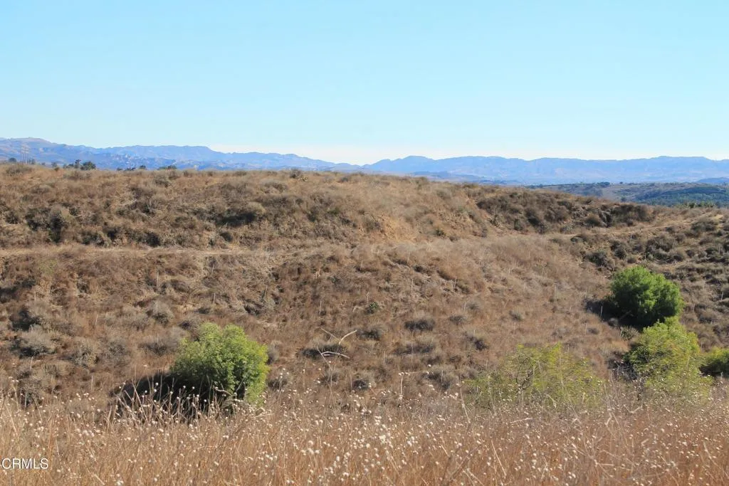 10680 Stockton Road Moorpark, CA 93021 - Photo 3 of 6 a view of a city with lush green forest