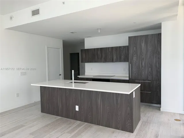 $9,200 | 480 Northeast 31st Street, Unit 4507, Miami, FL 33137