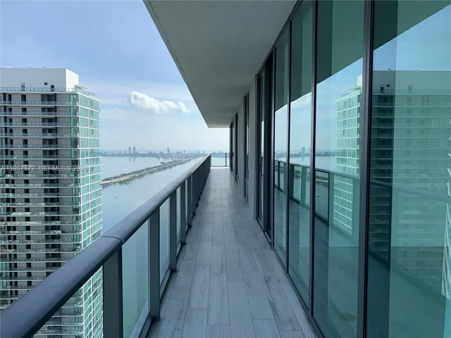 $9,200 | 480 Northeast 31st Street, Unit 4507, Miami, FL 33137