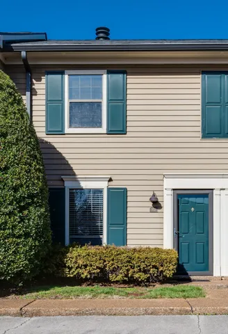 $2,000 | 102 Academy Square, Nashville, TN 37210