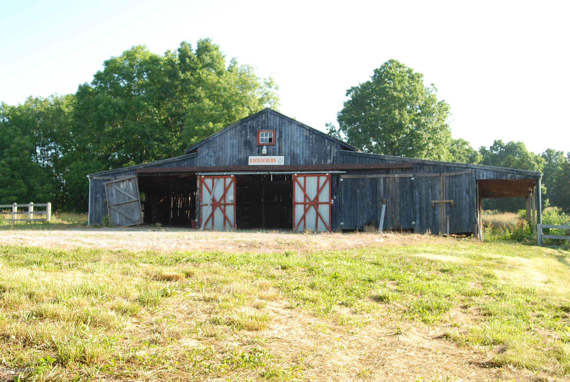 10203 Broad Run Road Louisville, KY 40299 - Photo 4 of 25 DSC_0022