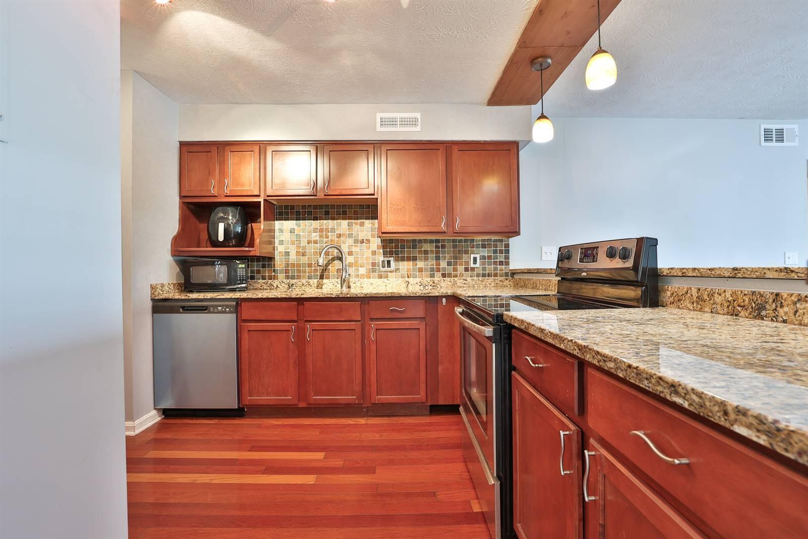 103 Winding Way, Unit G Covington, KY 41011 - Photo 11 of 31 Gallery Image 11